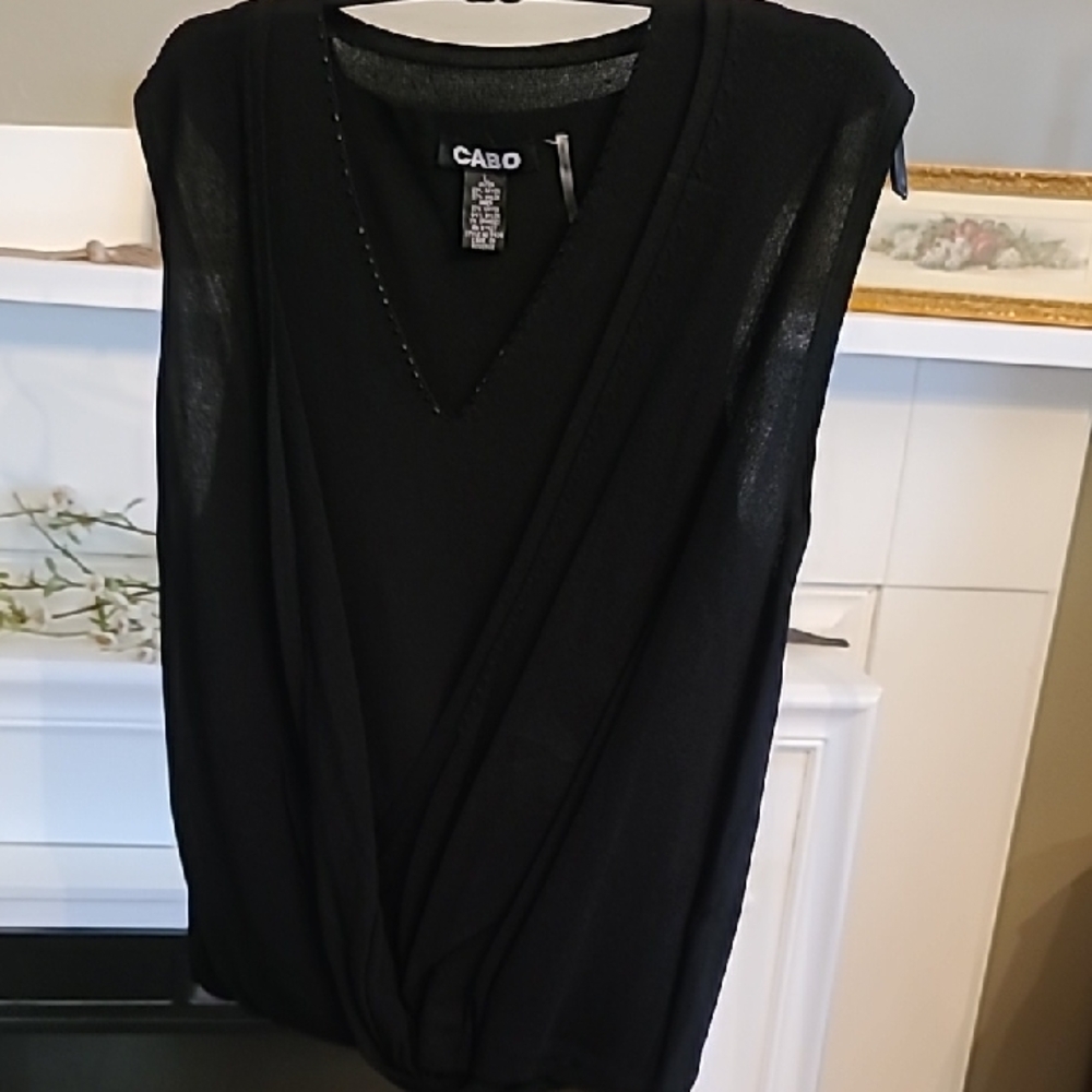 Cabo Women's Elegant Black V-Neck Blouse